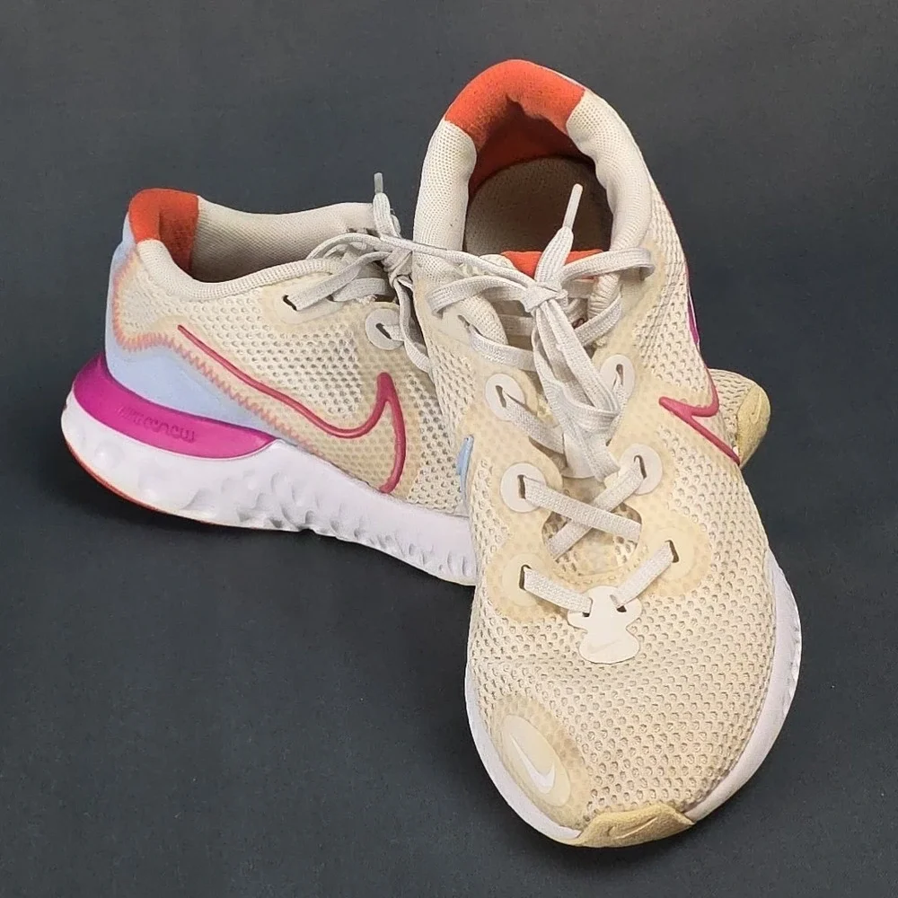 Nike *** plenty